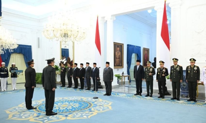 Djamari Chaniago dan Ahmad Dofiri Terima Pangkat Jenderal Kehormatan dari Presiden Prabowo