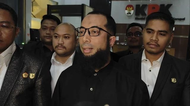 Diperiksa 7,5 Jam oleh KPK, Ustaz Khalid Basalamah Mengaku Jadi Korban Kasus Kuota Haji