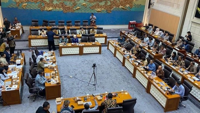 DPR dan Pemerintah Sepakati RUU Perubahan Ketiga UU Kepariwisataan, Fokus pada Budaya dan Digitalisasi