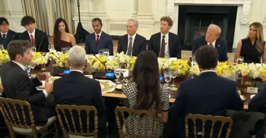 Luncurkan Program Sertifikasi AI, OpenAI Gandeng Walmart Siapkan Tenaga Kerja Masa Depan