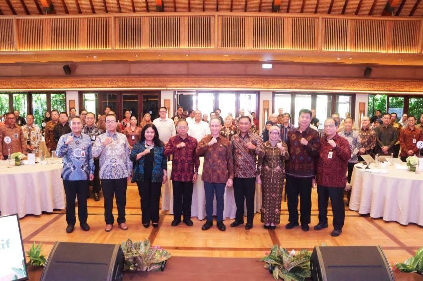 Bangun dari Bawah, Koster Ajak Bali Mandiri Pangan dan Sandang Lokal