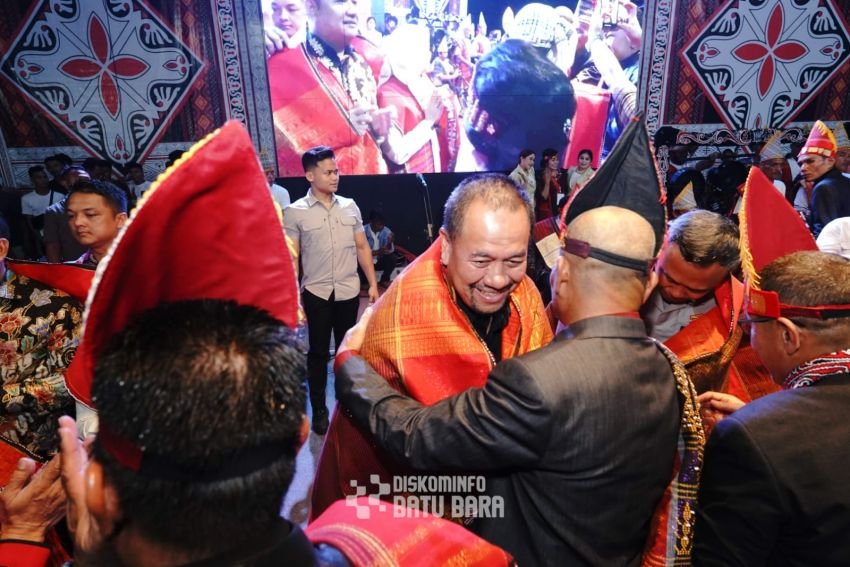 Bupati Batu Bara Apresiasi Kekayaan Budaya Batak Toba di PSBD VI Asahan