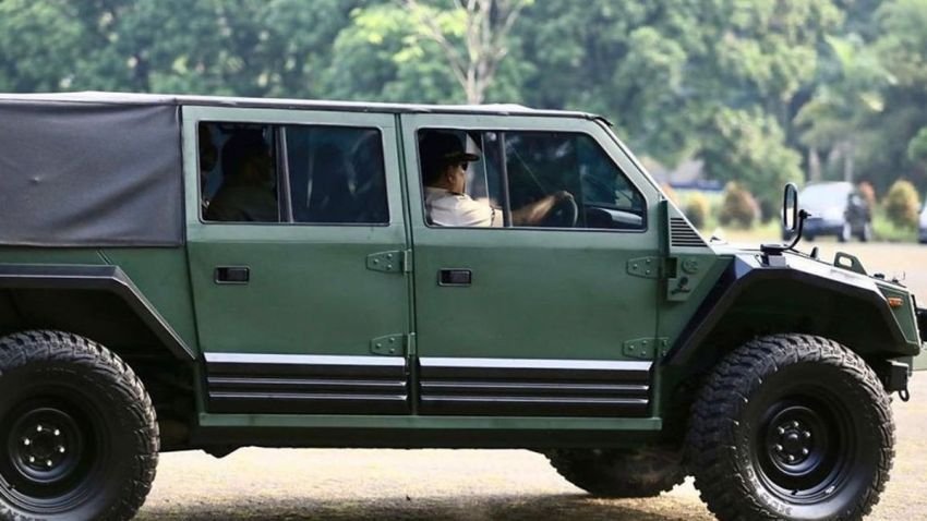 &ldquo;Kita Tak Pakai Produk Asing Lagi&rdquo; &mdash; Prabowo Tegaskan Maung Pindad Jadi Mobil Nasional