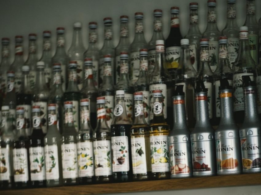 Bea Cukai Jateng DIY Sita 4.688 Karton Minuman Beralkohol Ilegal Senilai Rp 39,38 Miliar