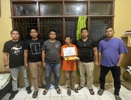 Simpan Enam Paket Sabu, Seorang Pria Dibekuk Unit Satreskrim Polsek Sibolga Sambas