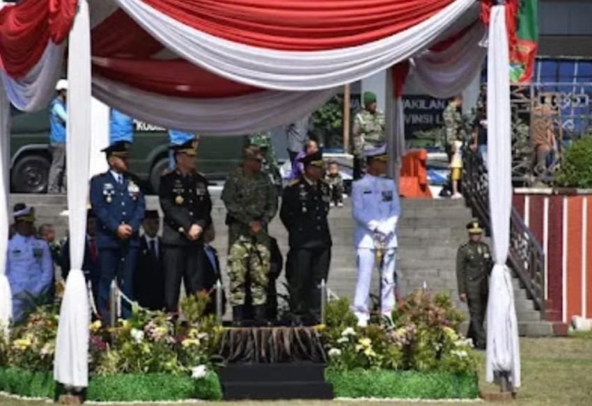 Prajurit Lanal Lampung Ikuti Upacara HUT ke-80 TNI di Lapangan Korpri Bandar Lampung