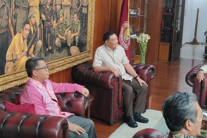 Setelah Surya Paloh, Kini Giliran PKS Datangi Sjafrie &mdash; Ada Manuver Baru?