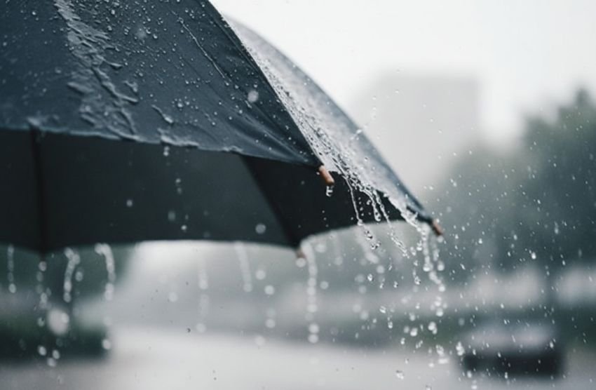 Prakiraan Cuaca Jawa Barat Minggu 12 Oktober 2025 : Hujan Ringan Turun di Beberapa Wilayah Selatan!