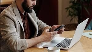 Laptop Tak Dimatikan Bisa Sedot Listrik Rp 300 Ribu Setahun