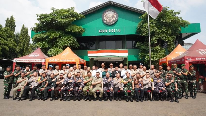 HUT ke-80 TNI, Forkopimko Jakarta Utara Hadiri Syukuran di Makodim