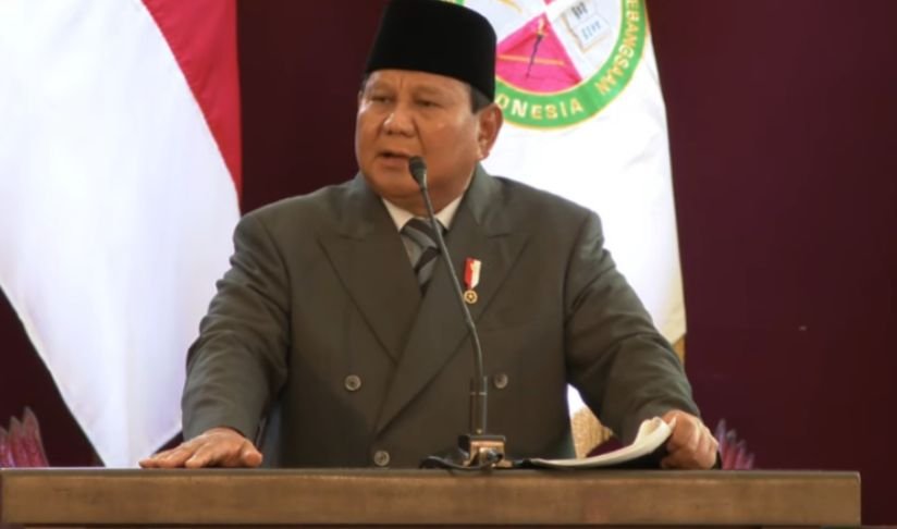 Prabowo Ingatkan Generasi Muda Waspadai Dampak Negatif AI dan Media Sosial!