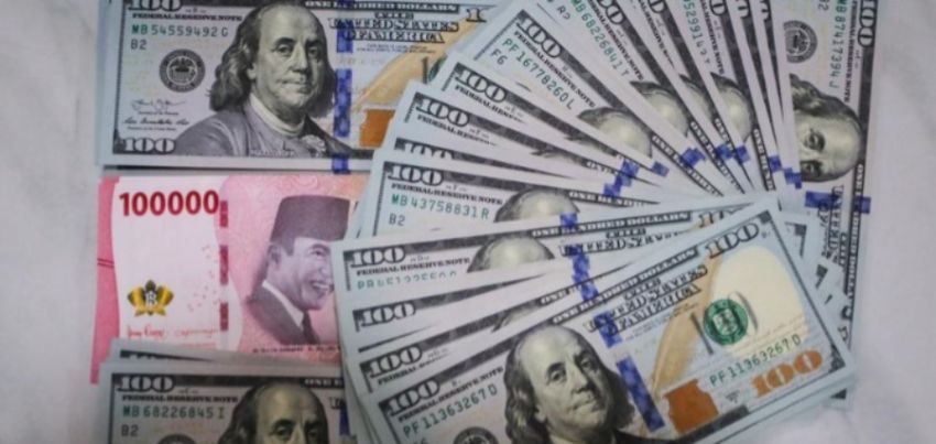 Rupiah Tak Berdaya Hadapi Dolar AS, HFX Soroti Faktor Eksternal dan Intervensi BI