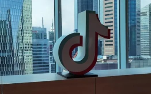 TikTok Resmi Aktif Lagi, Komdigi Cabut Pembekuan dan Siapkan Pengawasan Lebih Ketat