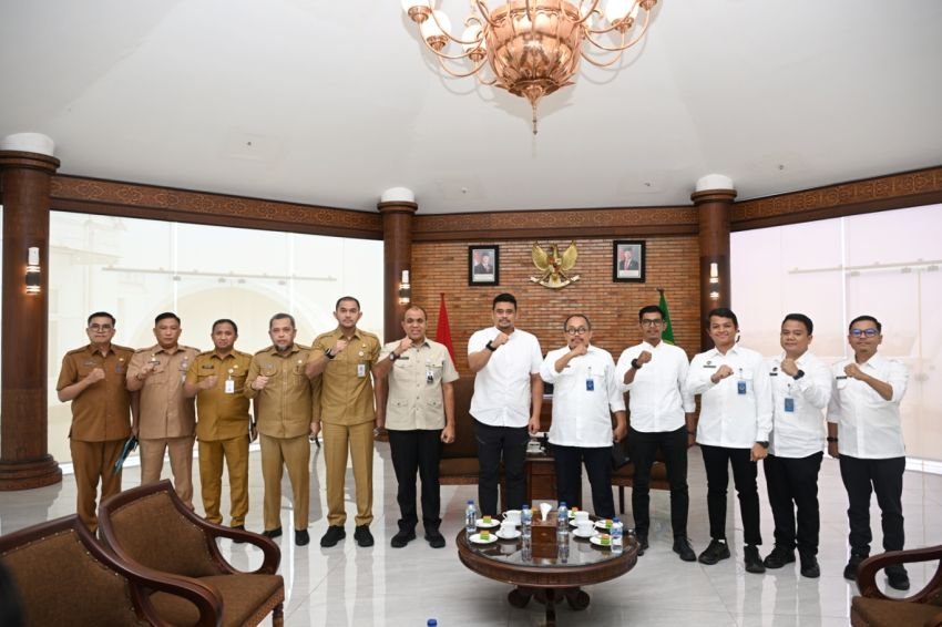 Program MBG Dikebut, Gubernur Bobby Targetkan 1.700 Dapur Berdiri di Sumut hingga Akhir 2025