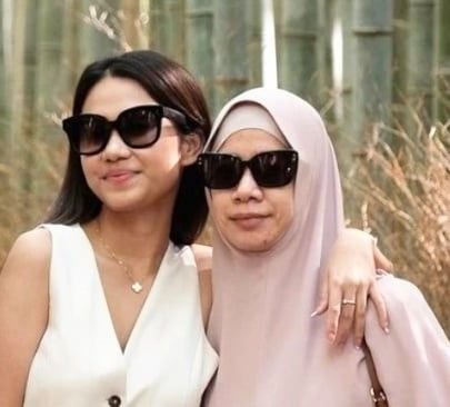 Ajakan Liburan ke Jepang Saat Masa Iddah, Percakapan Azizah Salsha dan Ibunya Jadi Sorotan Publik