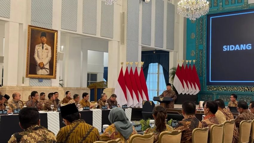 Refleksi 1 Tahun Pemerintahan, Presiden Prabowo Gelar Sidang Kabinet di Istana