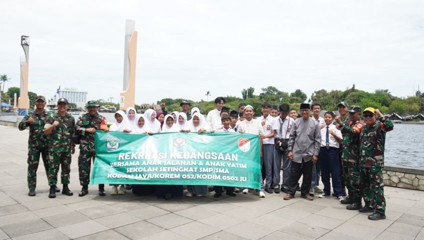 Kodim 0502/Jakarta Utara dan Laskar Langit Gelar Rekreasi Kebangsaan untuk Anak Yatim dan Anak Jalanan