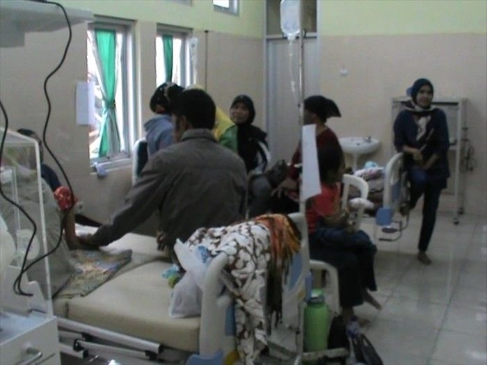 32 Warga Majene Diduga Keracunan Usai Makan di Pesta Pernikahan