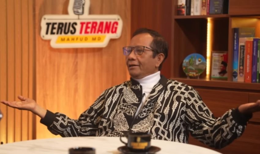 Diminta KPK Laporkan Dugaan Mark Up Proyek Kereta Cepat Whoosh, Mahfud MD: Agak Aneh Ini