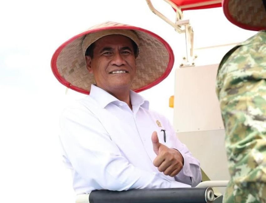 Mentan Luncurkan Layanan “Lapor Pak Amran” untuk Berantas Mafia dan Korupsi di Sektor Pertanian