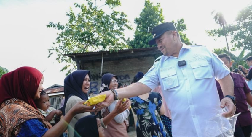 Peduli Warga Terdampak, Bupati dan Wabup Batu Bara Turun Langsung ke Lokasi Banjir Medang Deras