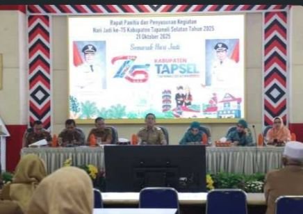 Bupati Tapsel Gus Irawan Pimpin Rapat Persiapan Hari Jadi ke-75: “Sinergi Dalihan Natolu untuk Tapsel Bangkit”