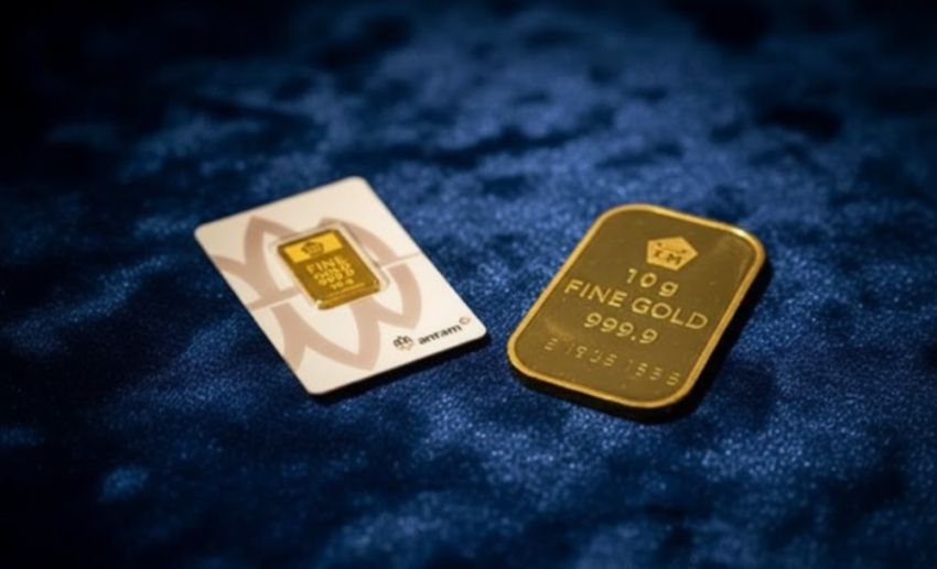 Harga Emas Antam Turun Jadi Rp2,415 Juta per Gram, Ayo Borong!