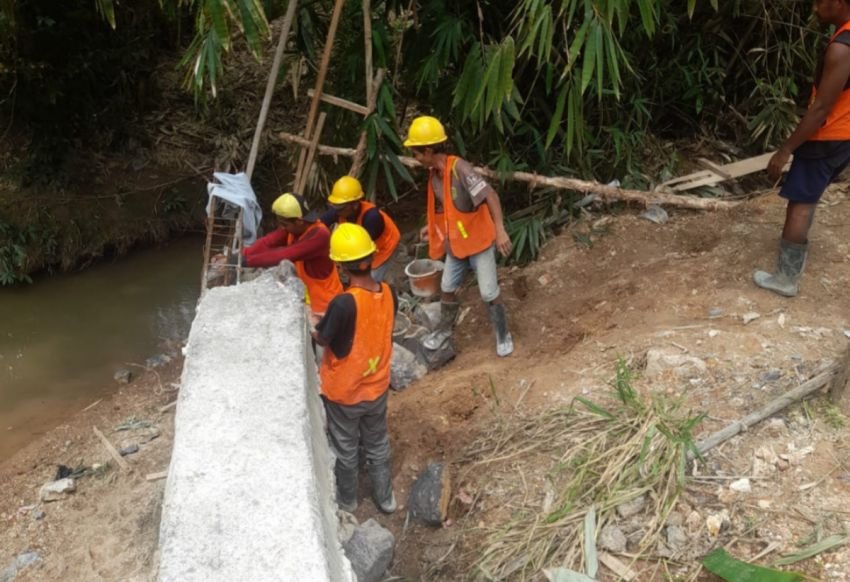 Bandar Lampung Bangun Talud di Jalan Pulau Singkep 7 untuk Cegah Banjir dan Longsor