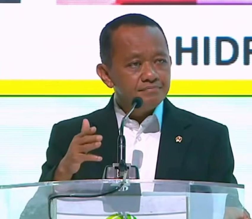 Bahlil Heran Penggunaan Etanol Dipersoalkan: &ldquo;Mungkin Sekolahnya Terlalu Pintar&rdquo;