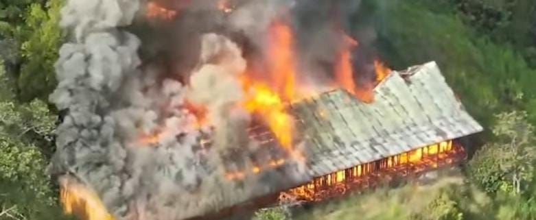 Lagi! KKB Kembali Bakar Gedung Sekolah di Kiwirok