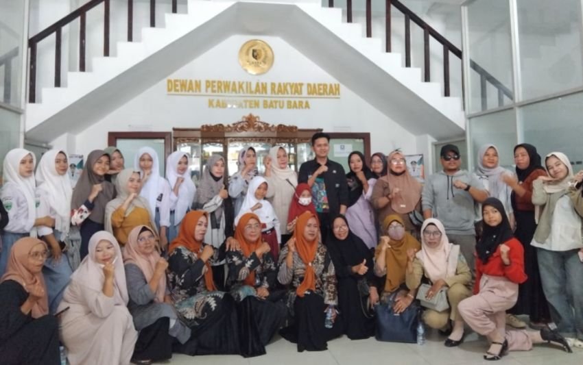 Ridwan Klarifikasi Isu Hadiah Batu Bara Bertanjak: Gunakan Uang Pribadi Rp42 Juta Demi Marwah Budaya