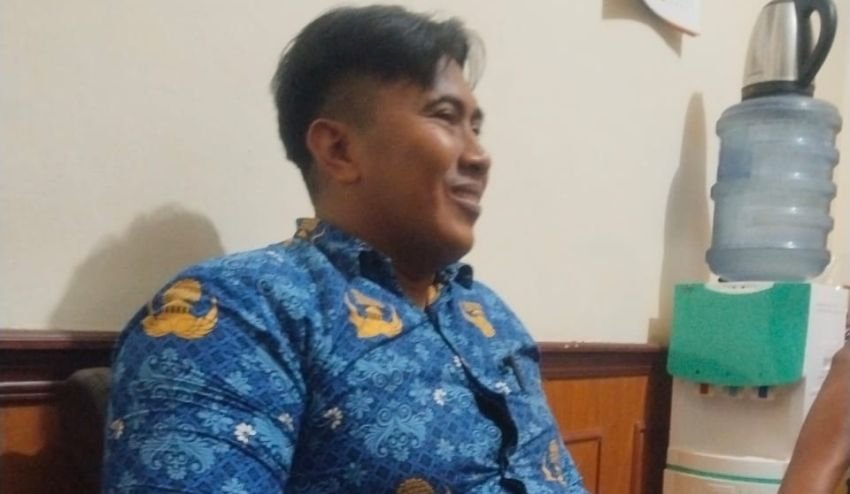 Kabid Pemdes PMD Serahkan Kasus Perintangan Jalan Desa Sungai Toman ke Aparat Penegak Hukum