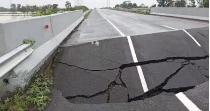 Jalan Tol Medan&ndash;Kualanamu&ndash;Tebing Tinggi Amblas, Menteri PU Minta Penanganan Darurat