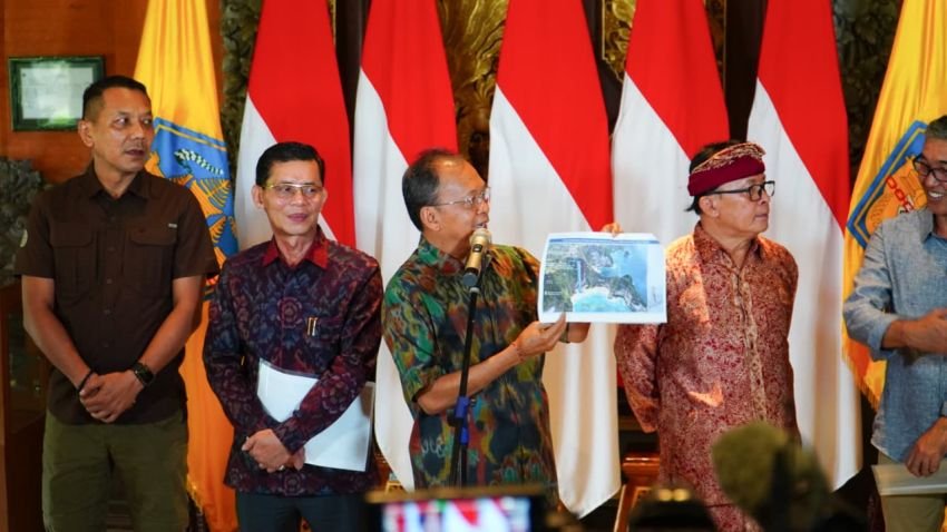 DPRD dan Pemprov Bali Minta Pembongkaran Lift Kaca di Pantai Kelingking Nusa Penida