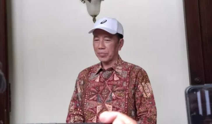 Jokowi Tanggapi Kontroversi Usulan Soeharto dan Gus Dur Jadi Pahlawan Nasional