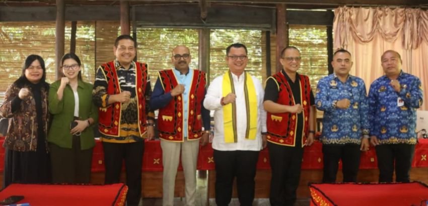 Konsul Jenderal India di Medan Perkuat Hubungan Bilateral dengan Pemerintah Daerah di Pulau Nias