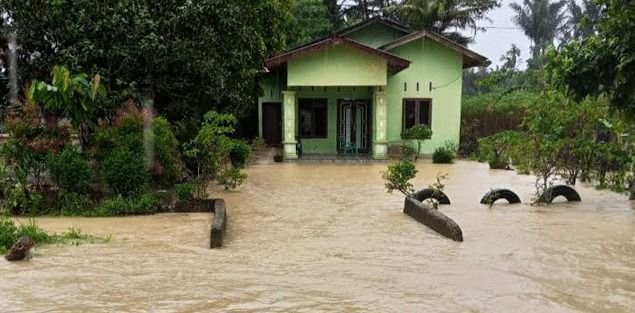 Banjir Melanda 11 Kecamatan di Sergai, 2.000 KK Terdampak