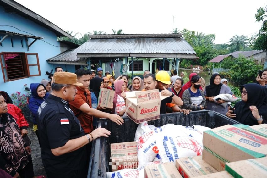 Bupati Batu Bara Tinjau Lokasi Terdampak Banjir Akibat Curah Hujan Tinggi