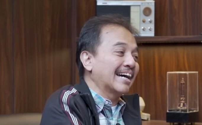Roy Suryo Respon Santai Usai Ditetapkan Tersangka Kasus Ijazah Jokowi: Senyum saja