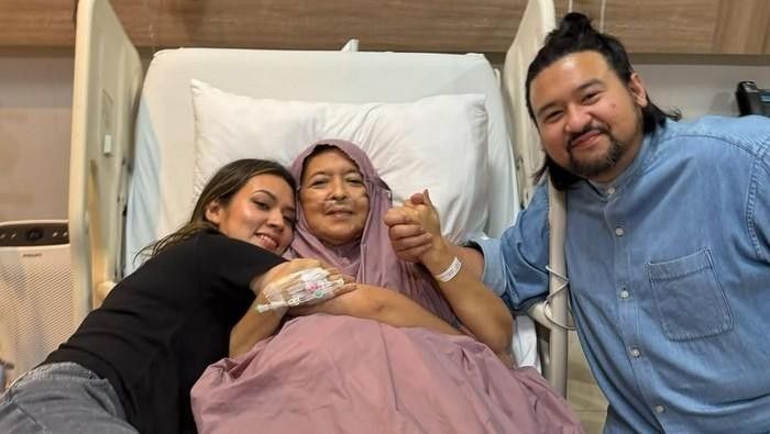 Ibunda Raisa Meninggal Dunia Setelah Berjuang Melawan Kanker Paru-Paru