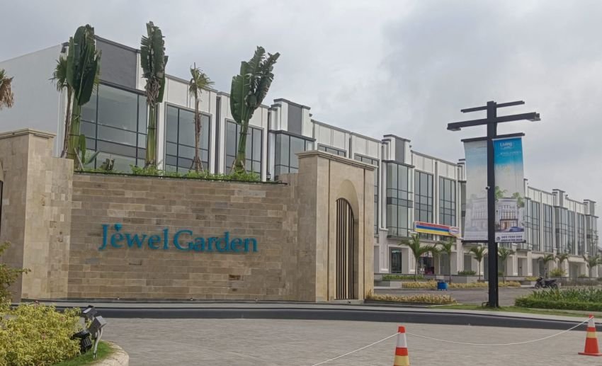 Mafia Tanah di Deliserdang? Warga Tuntut Ganti Rugi Setelah Lahan Dirampas untuk Proyek Mewah Jewel Infinity di Jalan H. Anif