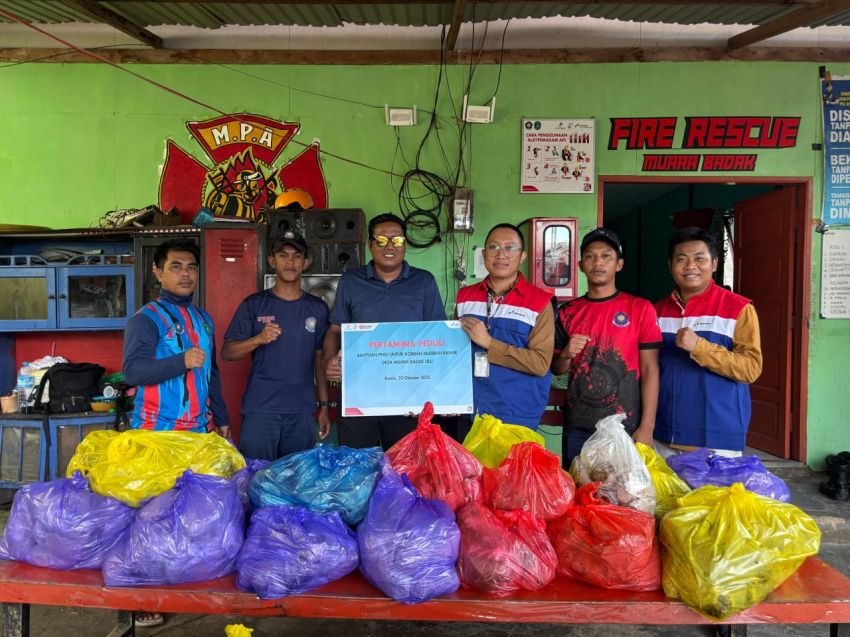 Respons Cepat PHSS! Salurkan 530 Paket Bantuan Konsumsi untuk Warga Terdampak Banjir Muara Badak