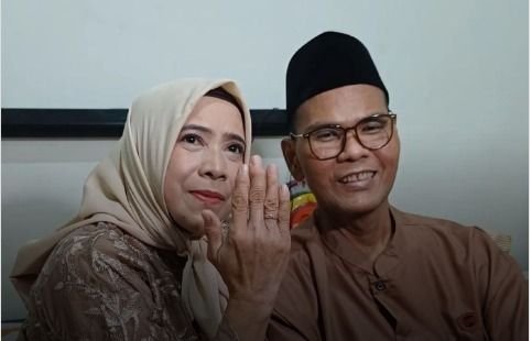 Fahmi Bo dan Mantan Istri Kembali Menikah Setelah Lima Tahun Berpisah