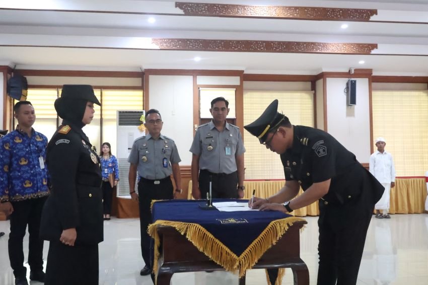 Kemenkum Bali Lantik Analis SDM Aparatur Ahli Muda, Tegaskan Pentingnya Integritas dan Kompetensi
