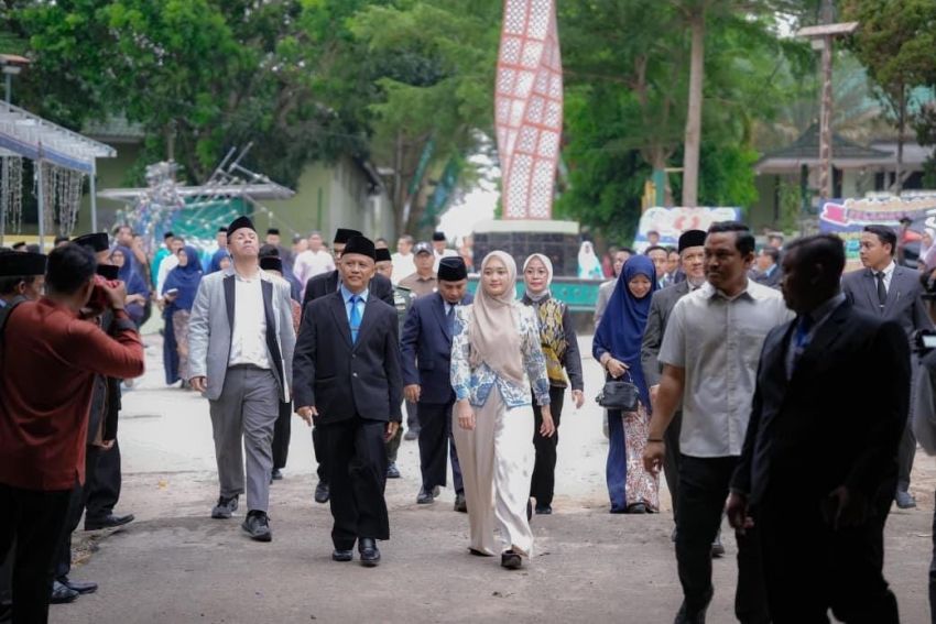 Wagub Lampung Hadiri 100 Tahun Gontor, Bukti Nyata Pesantren Berkontribusi Bagi Peadaban