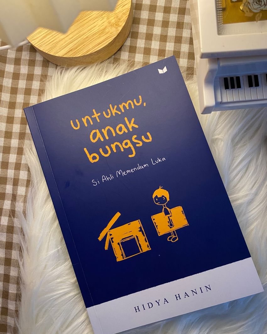 Hidya Hanin dan Potret Sunyi Anak Bungsu yang Jarang Dibicarakan