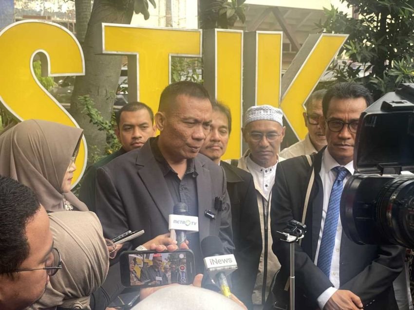 Kasus Ijazah Palsu Jokowi: Roy Suryo Cs Tak Bisa ke Luar Negeri