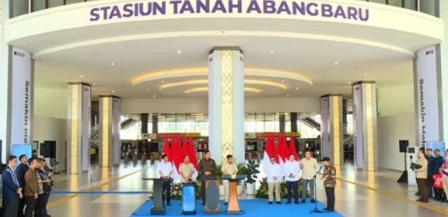 Prabowo Bakal Bangun Jalur Kereta Api di Sumatera, Kalimantan & Sulawesi untuk Tekan Biaya Logistik