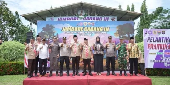 Wabup Syahdian Purba Siboro Resmi Buka Jambore Cabang III Pramuka Labusel 2025