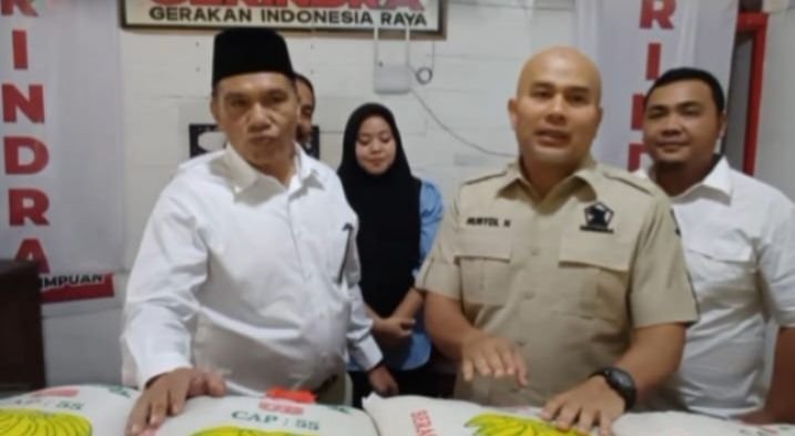 Tanggap Darurat Banjir, Gerindra Padangsidimpuan Salurkan Ratusan Paket Sembako untuk Korban di Hanopan Sibatu